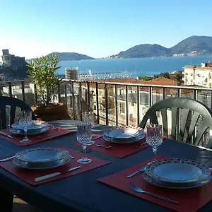  Apartment La Terrazza Sul Golfo